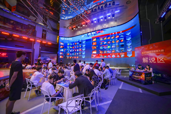 V社又偷懒？CSGO里约贴纸被职业选手吐槽